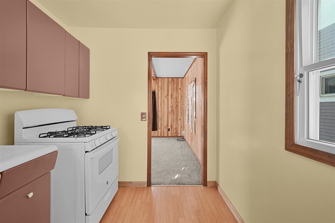 973 Valley Avenue Property Photo 13