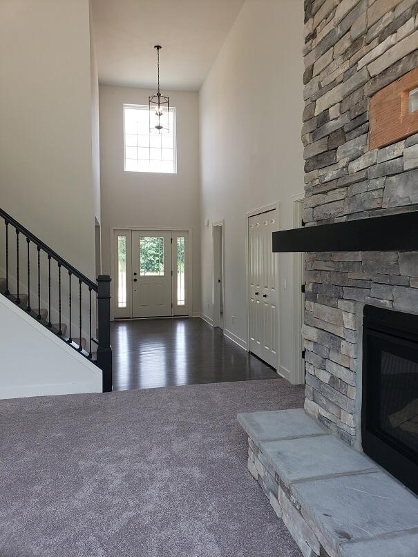 11610 Hillside Drive Property Photo 2