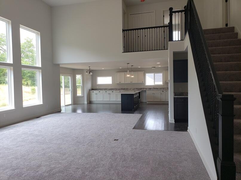 11610 Hillside Drive Property Photo 3