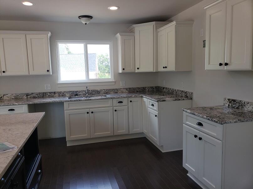 11610 Hillside Drive Property Photo 8
