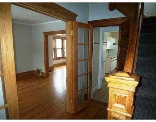 112 E Davis Avenue Property Photo 4