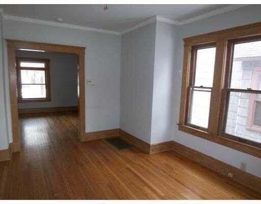 112 E Davis Avenue Property Photo 5