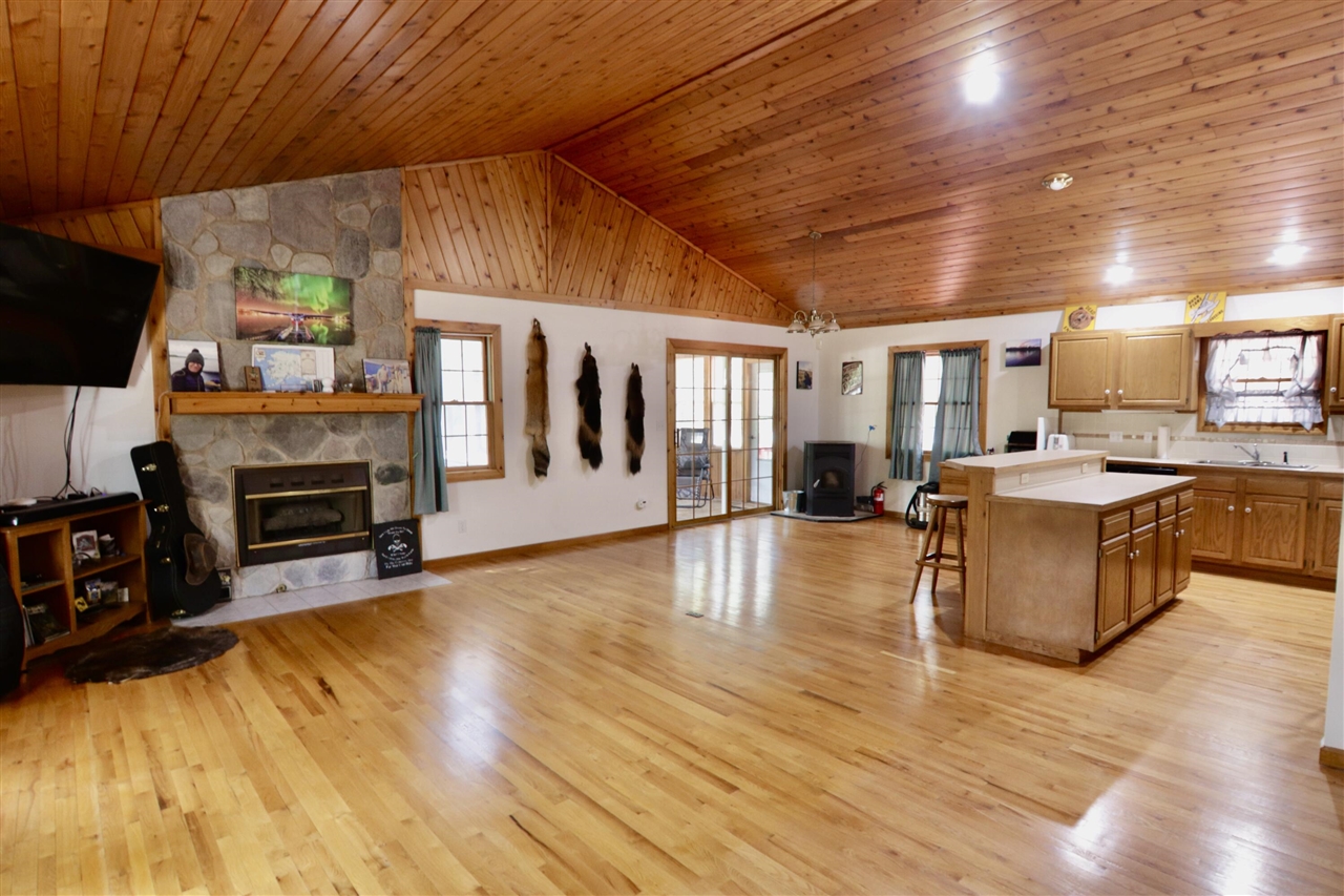7312 W Echo Lake Drive Property Photo 5