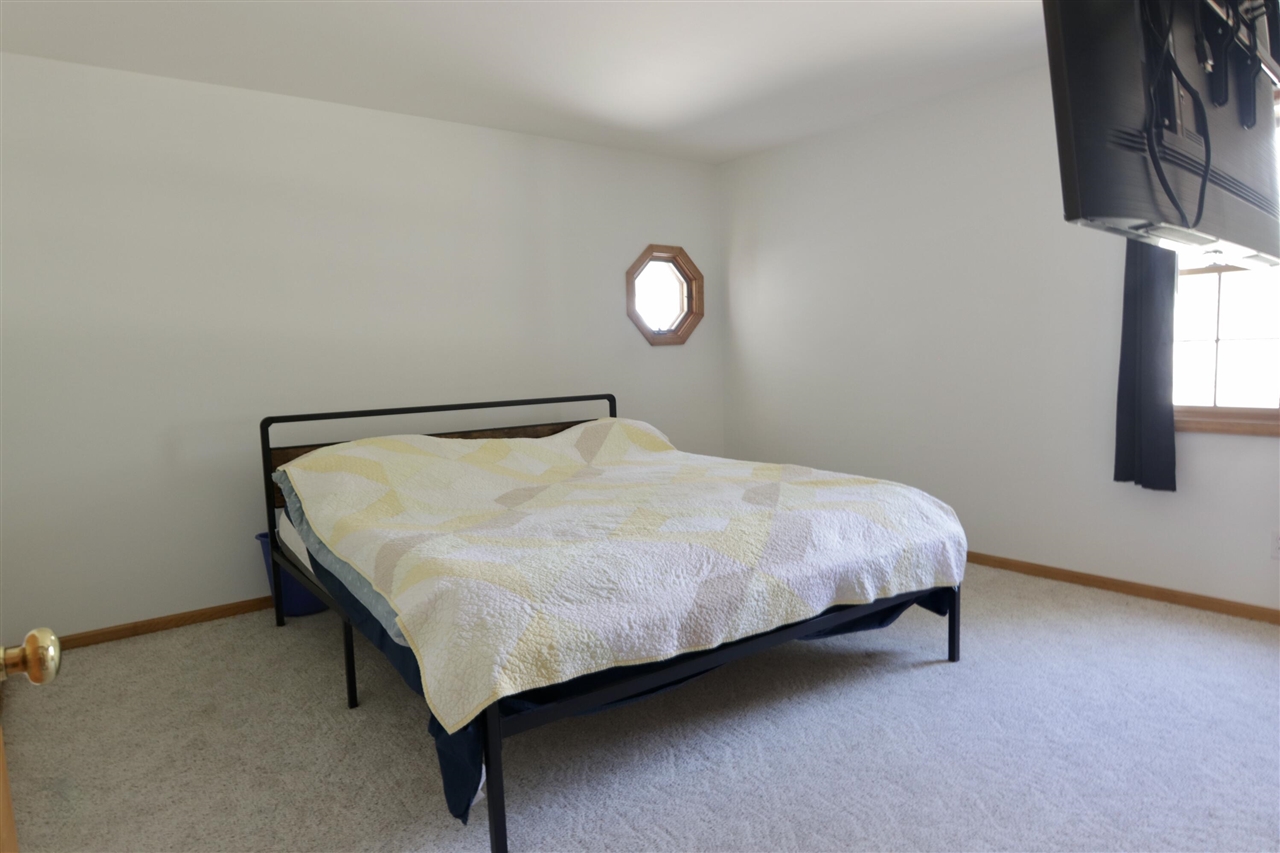 7312 W Echo Lake Drive Property Photo 8