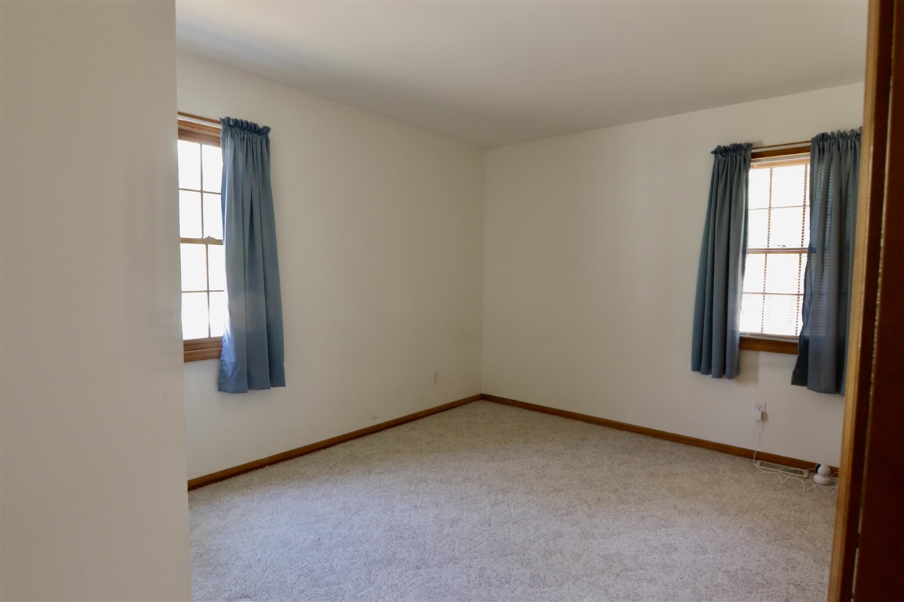 7312 W Echo Lake Drive Property Photo 10
