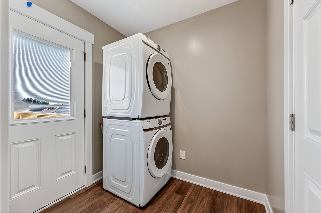 289 Aspen Hill Drive Property Photo 8