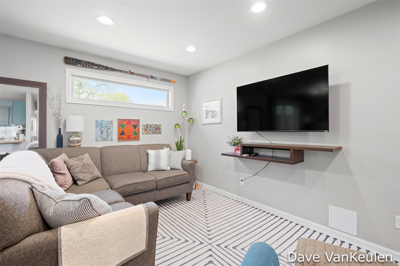 879 Flat River Court Property Photo 7