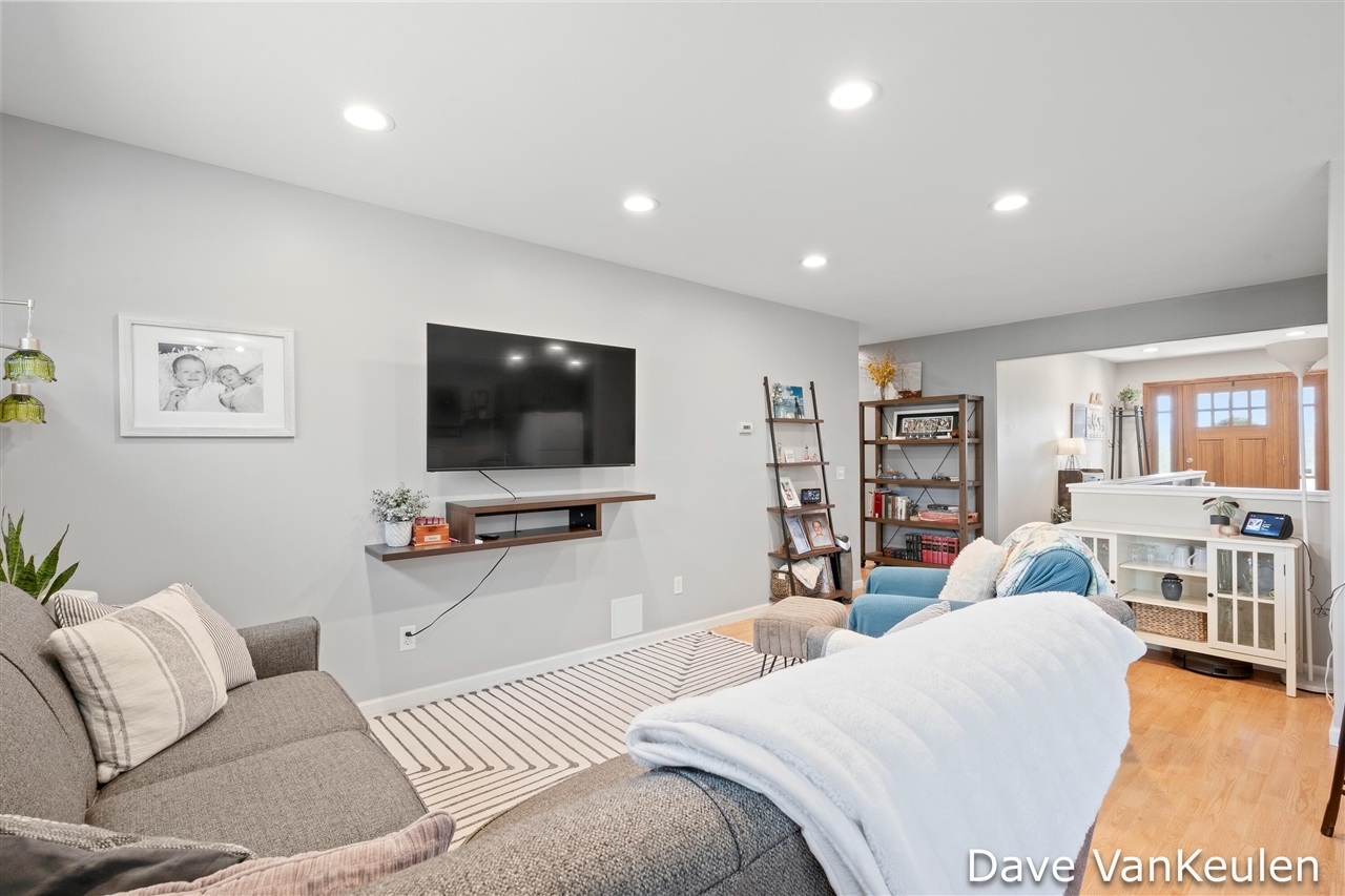 879 Flat River Court Property Photo 8