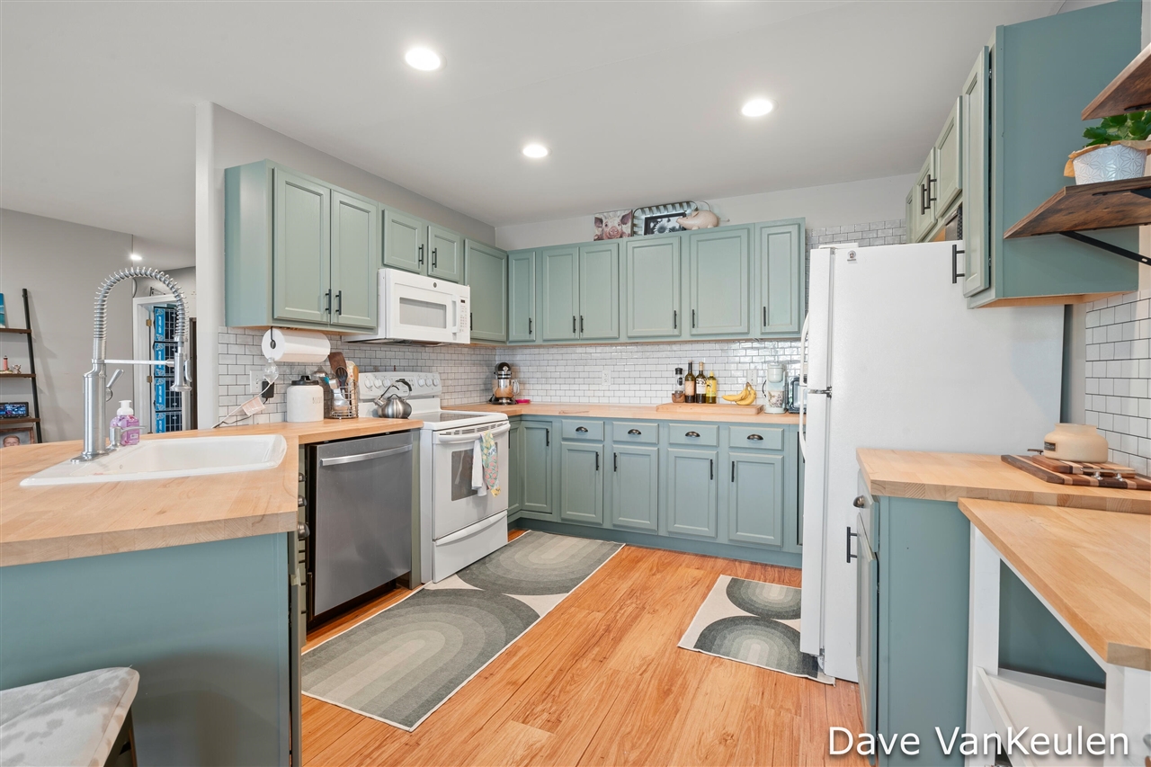879 Flat River Court Property Photo 12