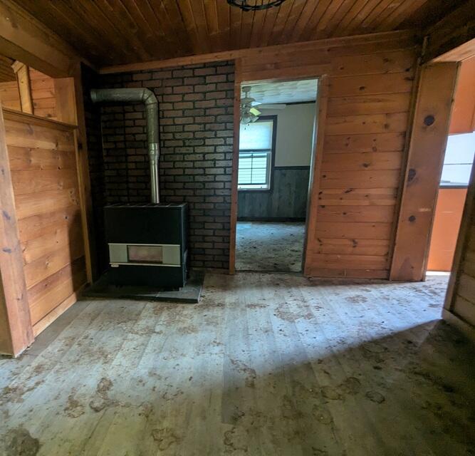 8836 Williams Road Property Photo 3