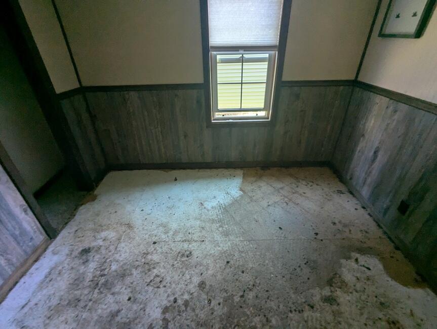 8836 Williams Road Property Photo 5
