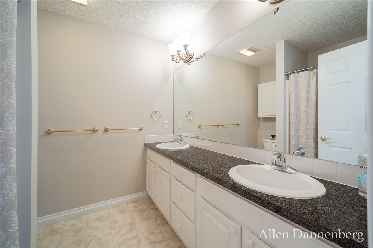 845 Bluff Creek Drive Property Photo 24