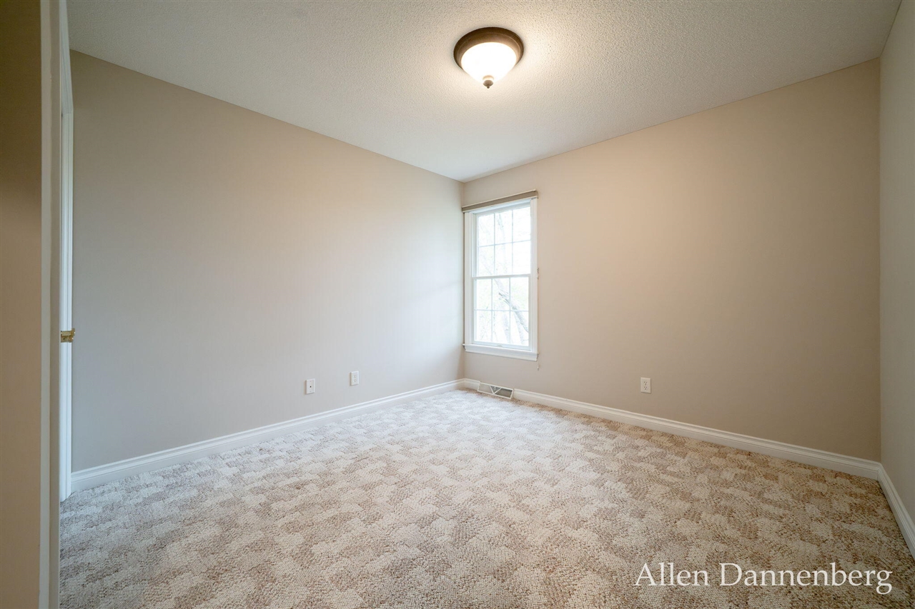 845 Bluff Creek Drive Property Photo 27