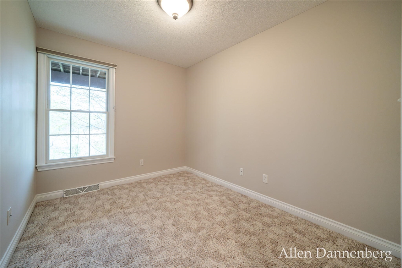 845 Bluff Creek Drive Property Photo 29