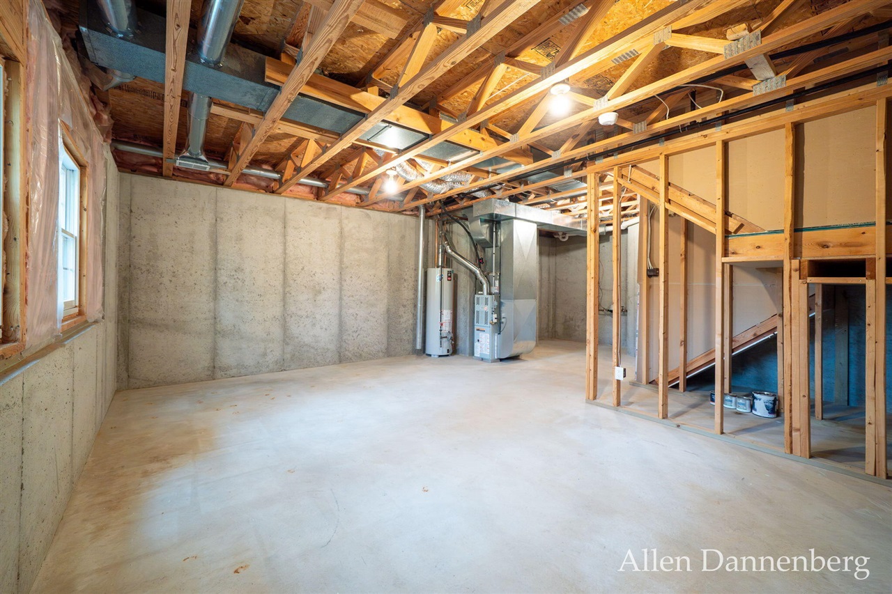 845 Bluff Creek Drive Property Photo 34