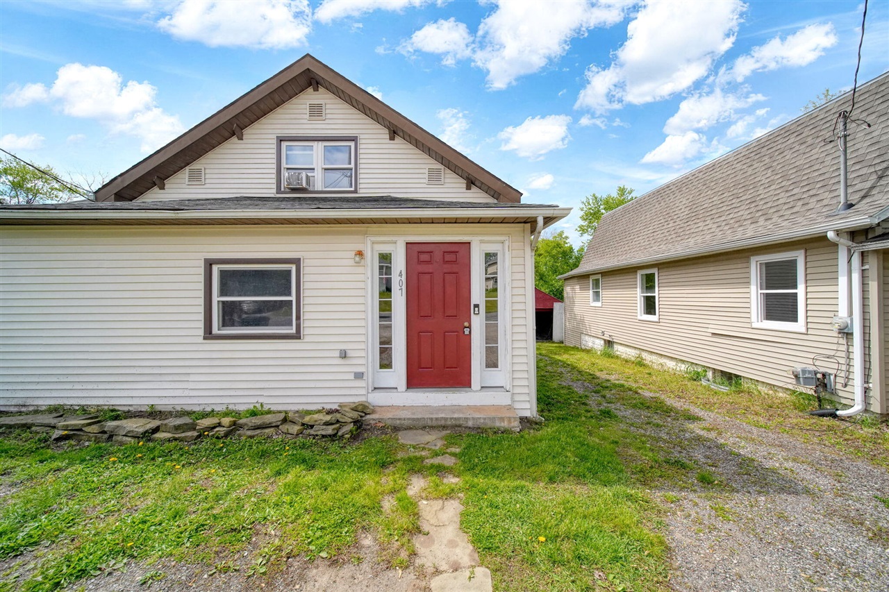 407 Hinckley Boulevard Property Photo 5