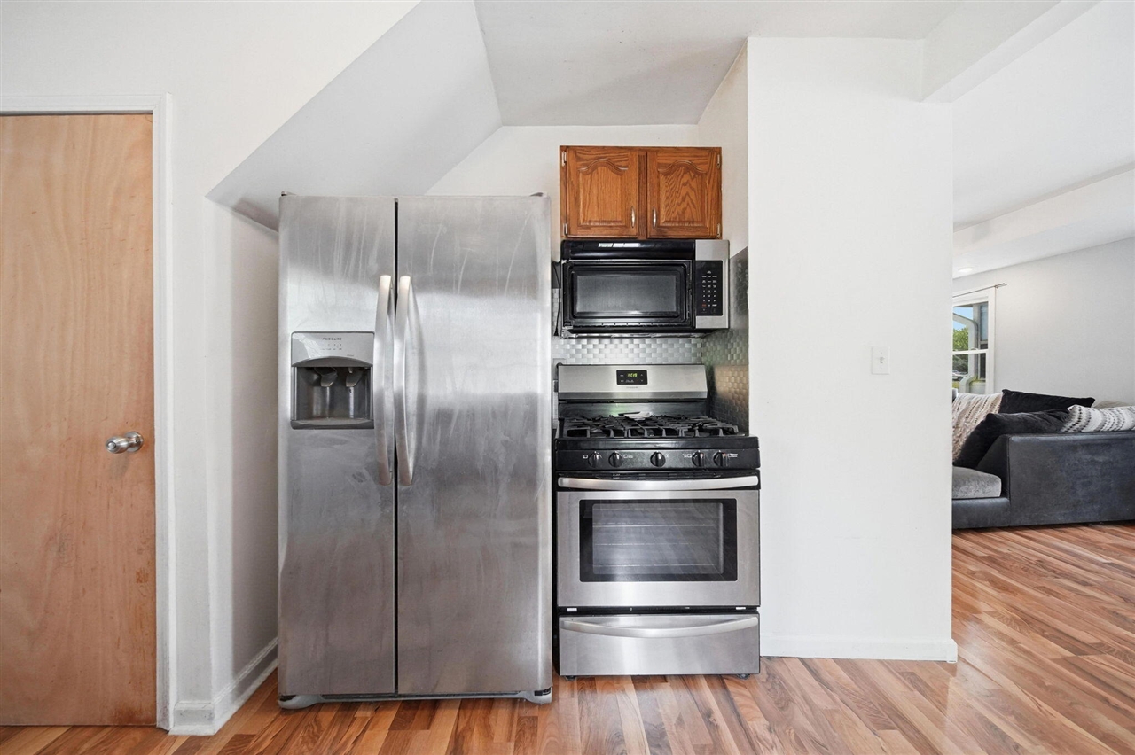 407 Hinckley Boulevard Property Photo 16