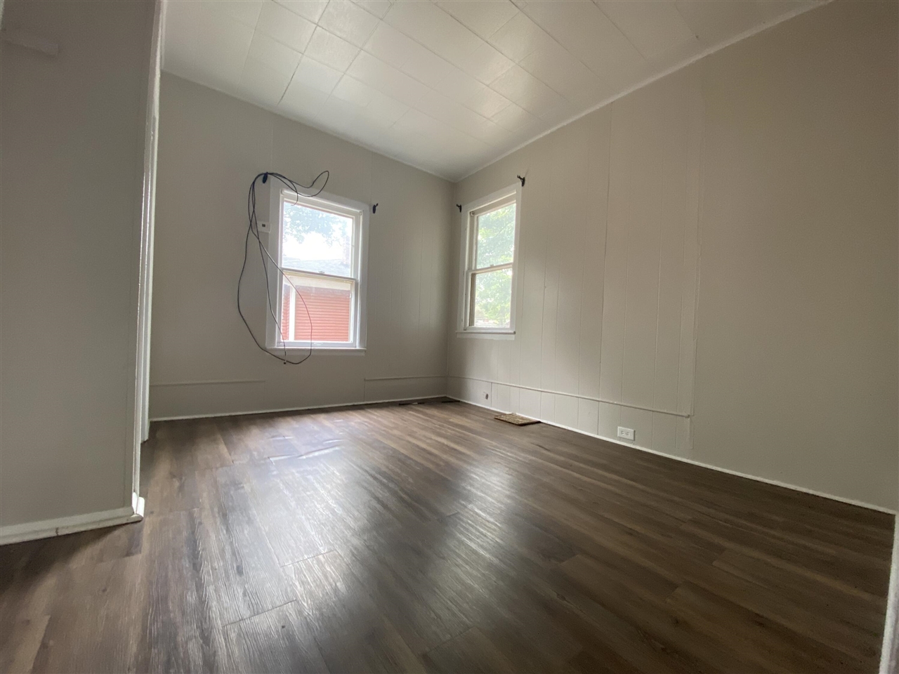 515 Locust Street Property Photo 8