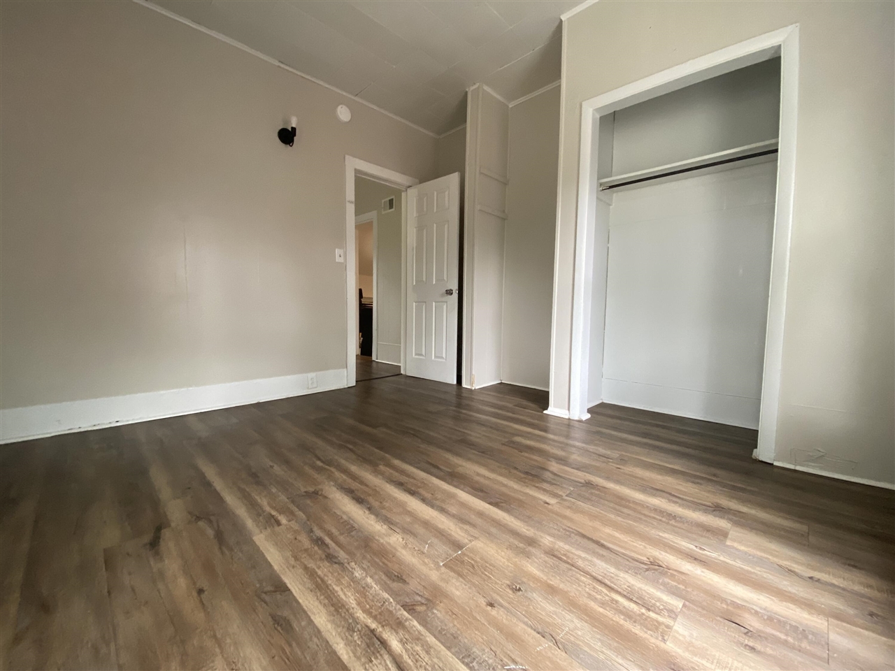 515 Locust Street Property Photo 9