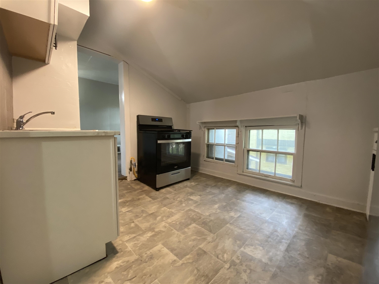 515 Locust Street Property Photo 11