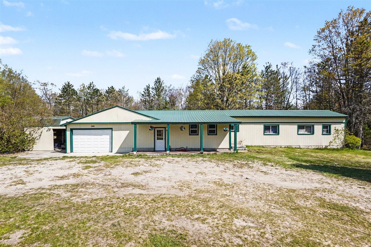 10086 E Old M 63 Property Photo 4