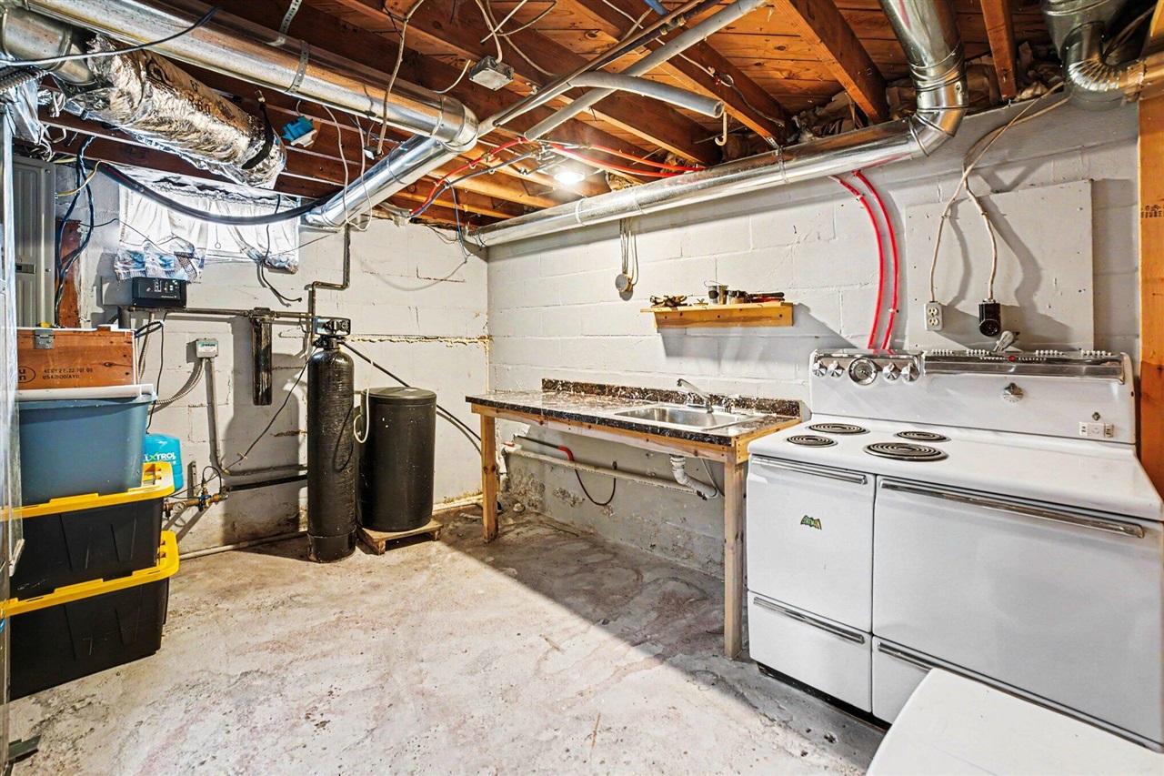 6987 E Beaverton Road Property Photo 32