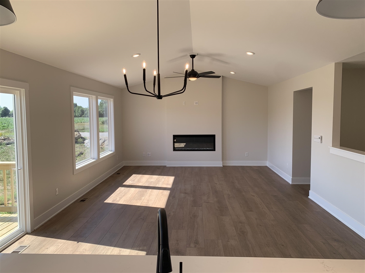 10522 Poppy Lane Property Photo 8