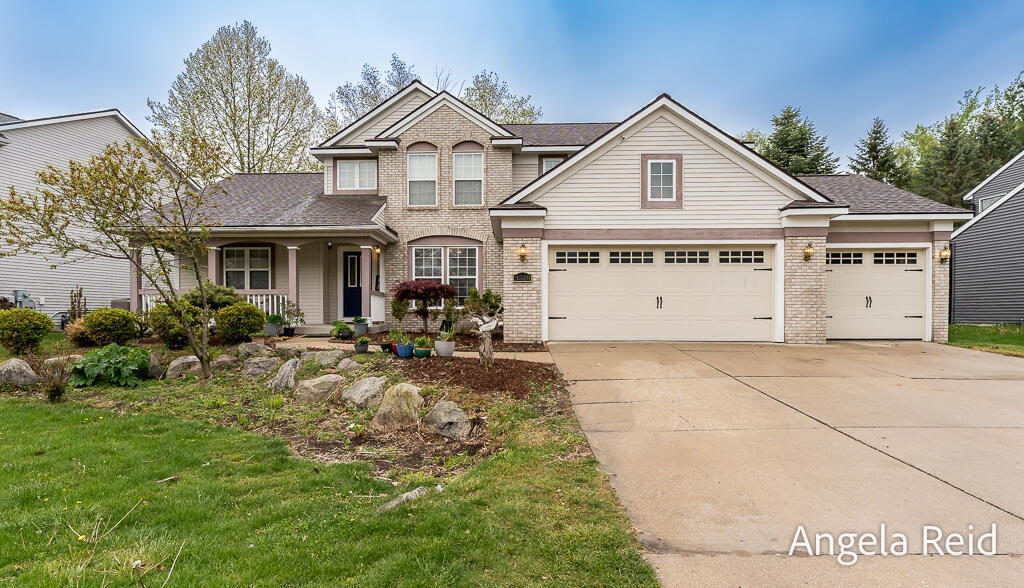 3528 Birch Knoll Drive Property Photo 1