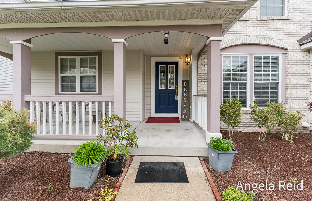 3528 Birch Knoll Drive Property Photo 2