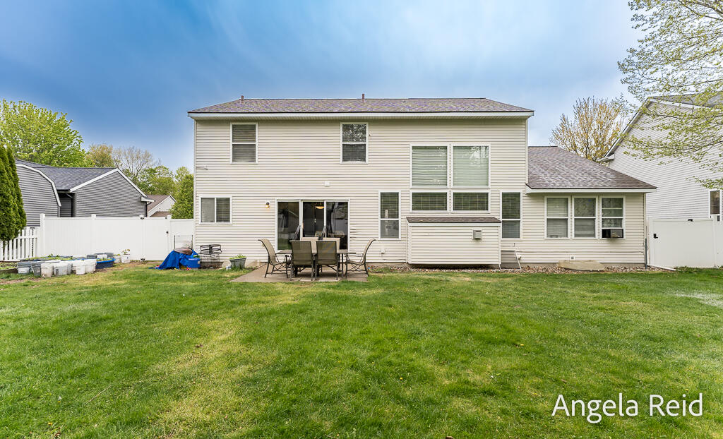 3528 Birch Knoll Drive Property Photo 7