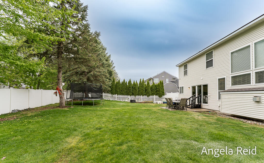 3528 Birch Knoll Drive Property Photo 8