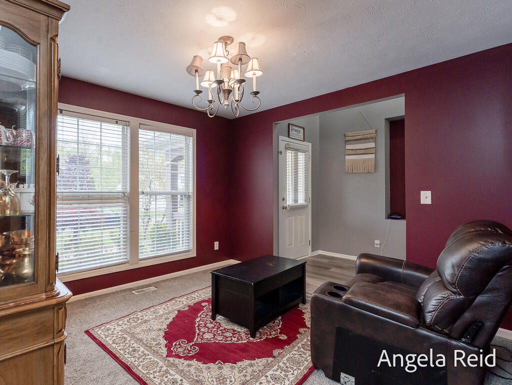 3528 Birch Knoll Drive Property Photo 11