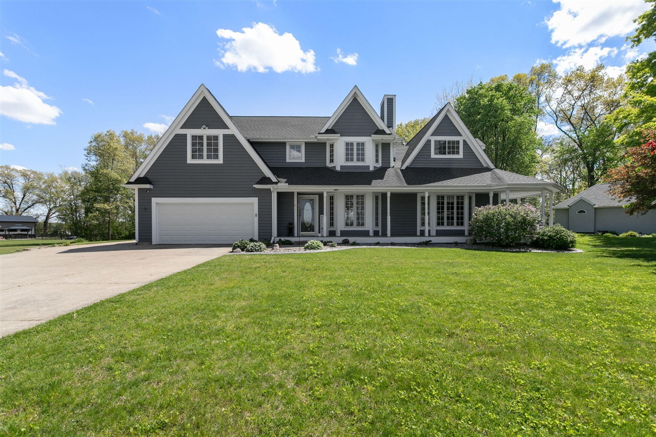 23099 S Shore Drive Property Photo 1