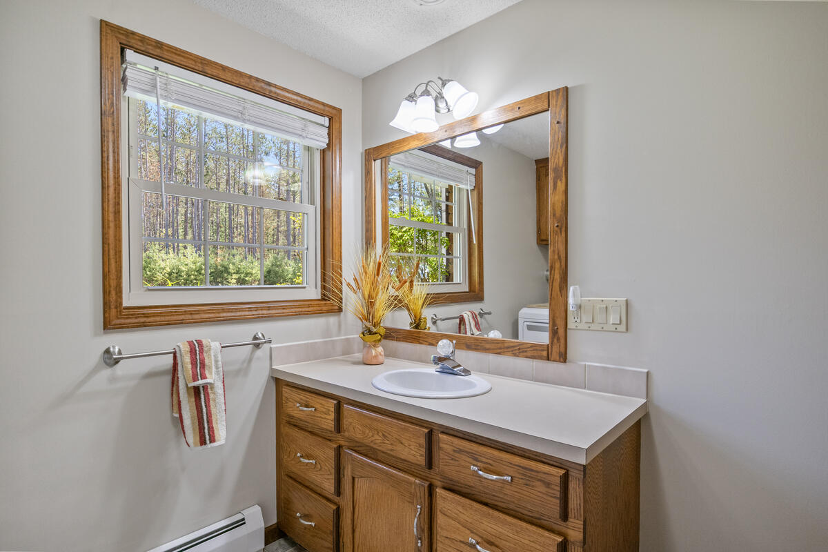 10343 N Walnut Avenue Property Photo 21