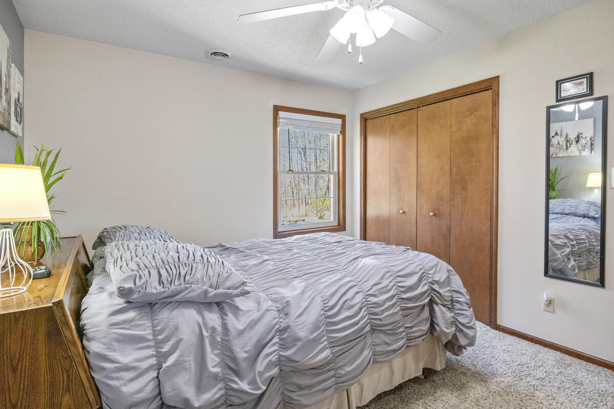 10343 N Walnut Avenue Property Photo 30
