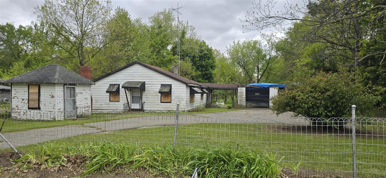 17881 S River Road Property Photo 1
