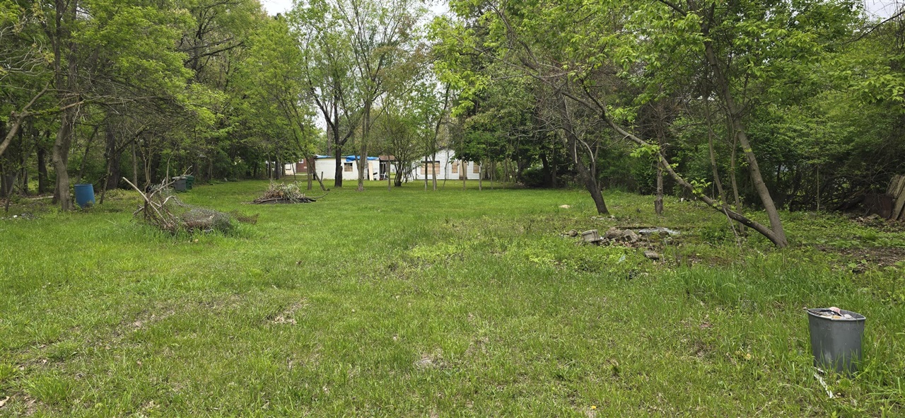 17881 S River Road Property Photo 4