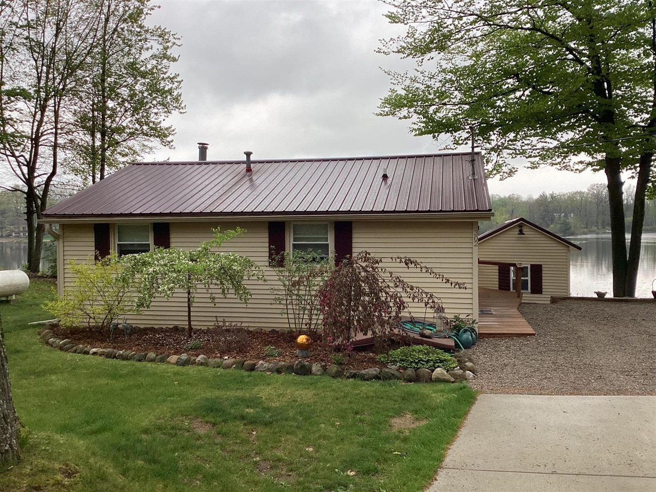304 Eastland Drive Property Photo 1