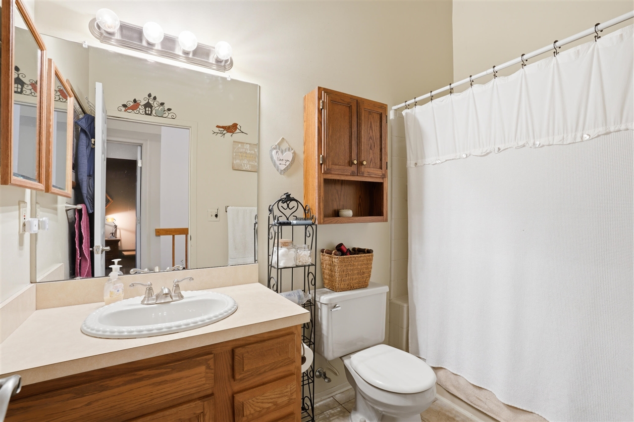 41379 Southwind Drive Property Photo 20