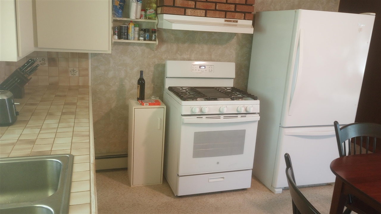 27 N Campbell Road Property Photo 3