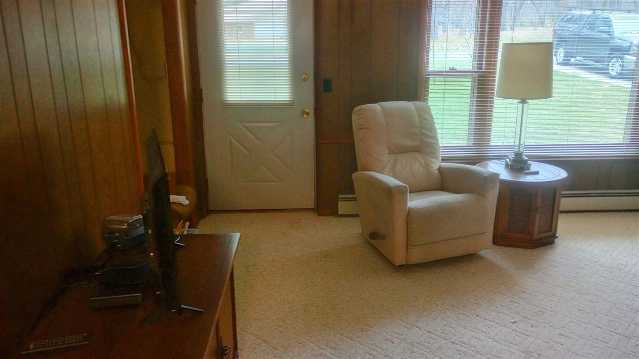 27 N Campbell Road Property Photo 8