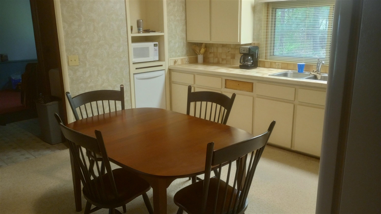 27 N Campbell Road Property Photo 11