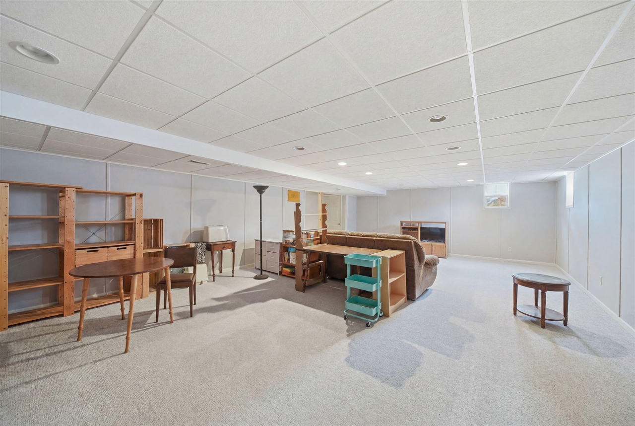 3427 Leeomi Drive Property Photo 10