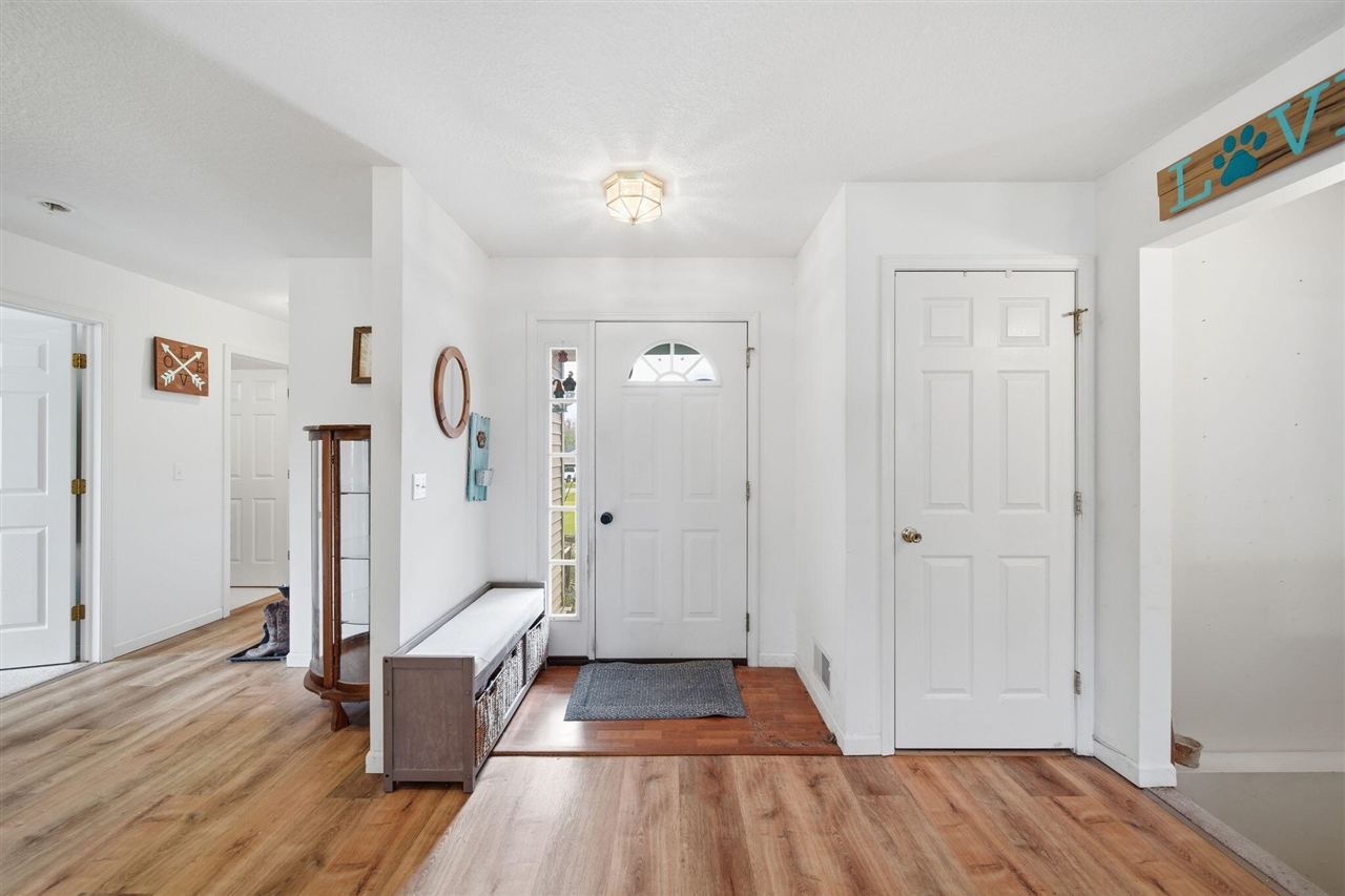 3427 Leeomi Drive Property Photo 12