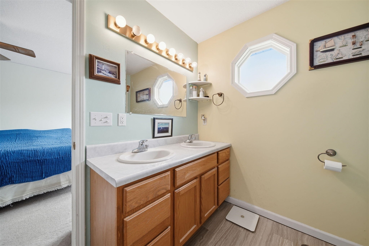 3427 Leeomi Drive Property Photo 21