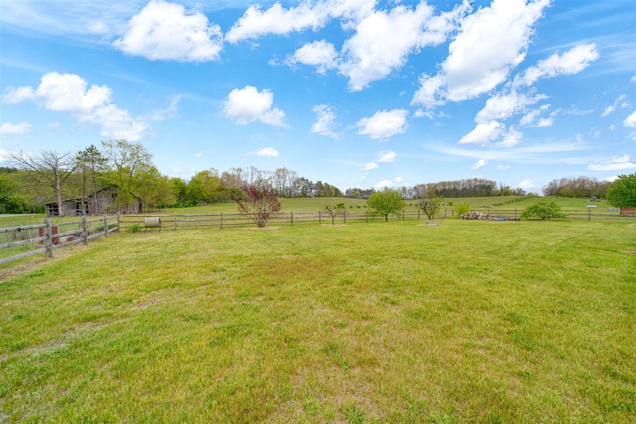 3427 Leeomi Drive Property Photo 25