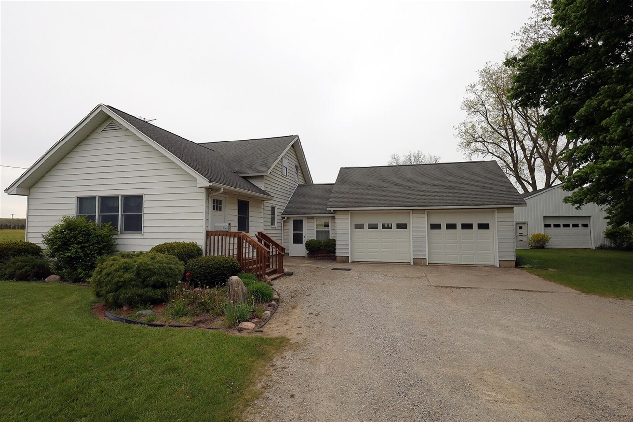 6740 Austin Road Property Photo 1
