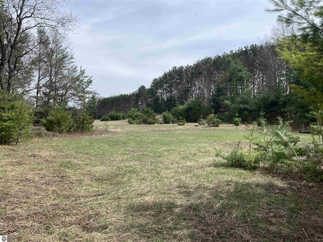 00 Mackinaw Trail Property Photo 24