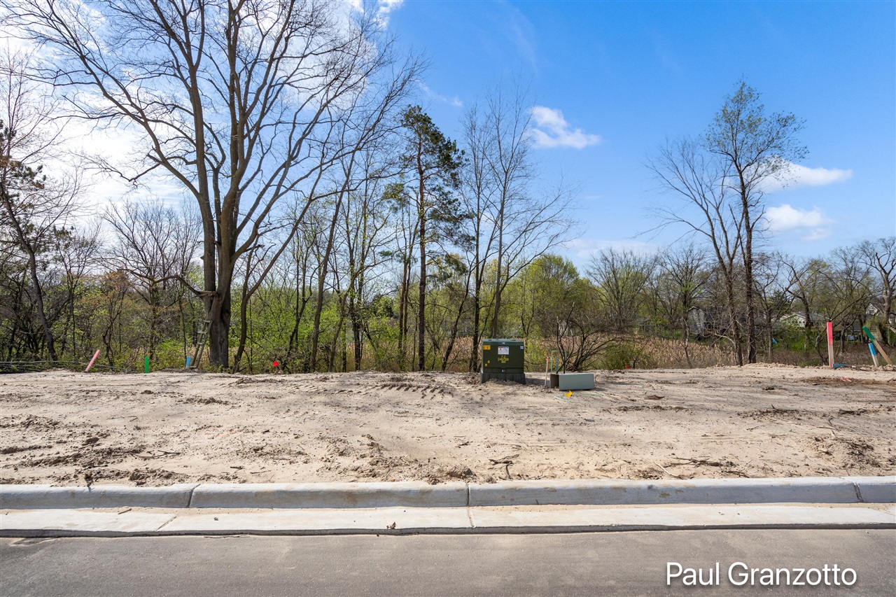 3044 Arbor Creek Avenue Property Photo 1