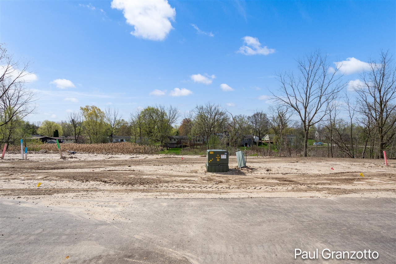 3028 Audubon Ave Se Property Photo 1